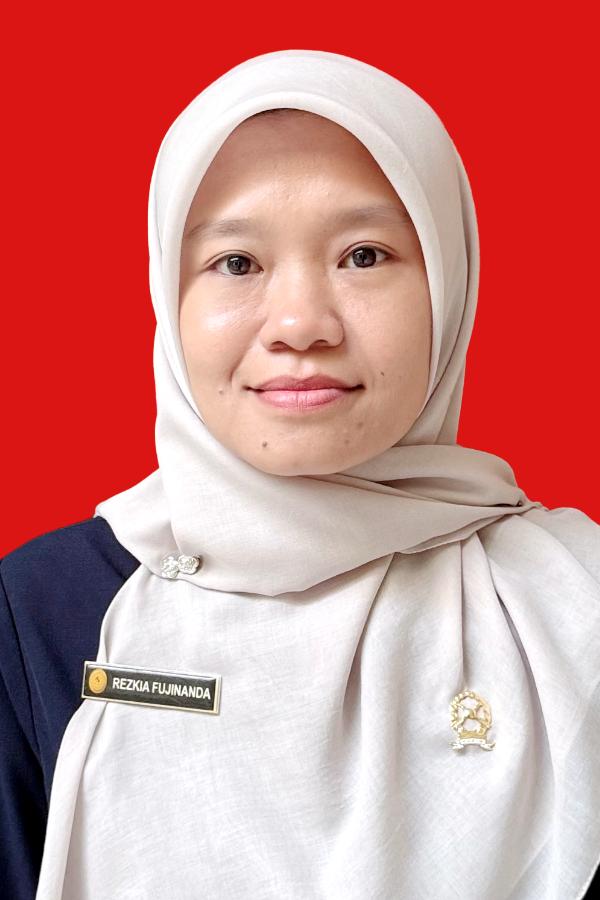 rezkia fujinanda
