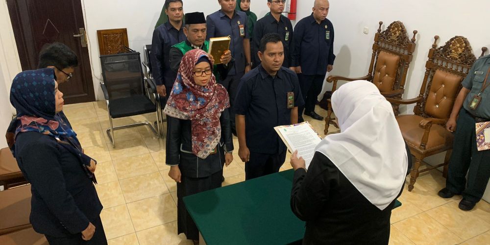 Pelantikan dan Pengambilan Sumpah Jabatan Kasubbag PTIP dan Kasubbag Umum Keuangan