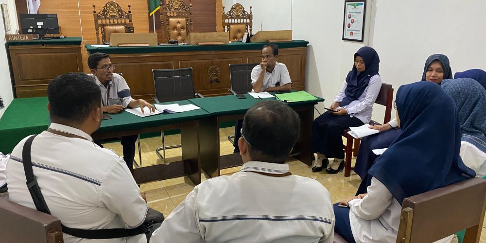 Rapat Kesekretariatan 