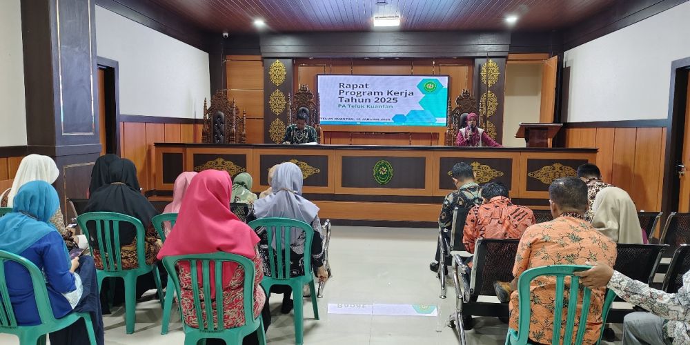 Rapat Penyusunan Program Kerja Tahun 2025 PA Teluk Kuantan
