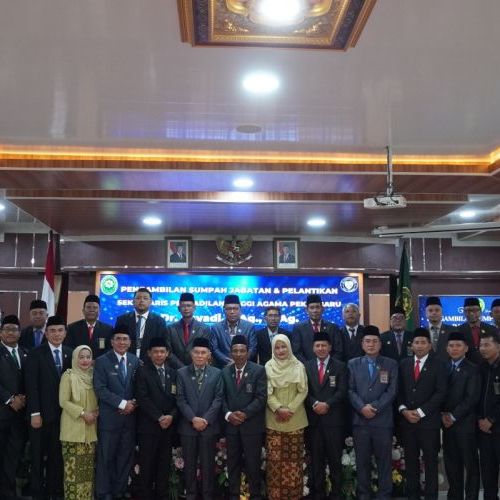 Pengambilan Sumpah Jabatan dan Pelantikan Sekretaris PTA Pekanbaru
