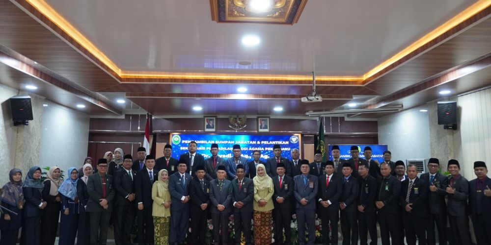 Pengambilan Sumpah Jabatan dan Pelantikan Sekretaris PTA Pekanbaru