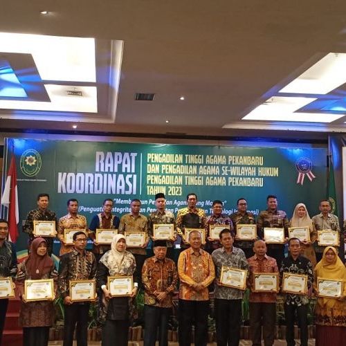 PA Teluk Kuantan Terima Penghargaan pada Rakor PA se-Wilayah Hukum PTA Pekanbaru Tahun 2023